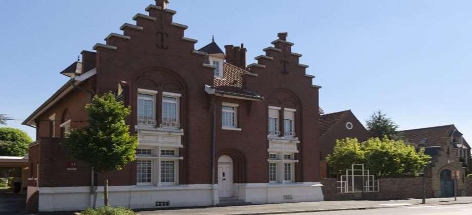 Logis - Belle Hotel, Lille-Ouest Bailleul  Buitenkant foto